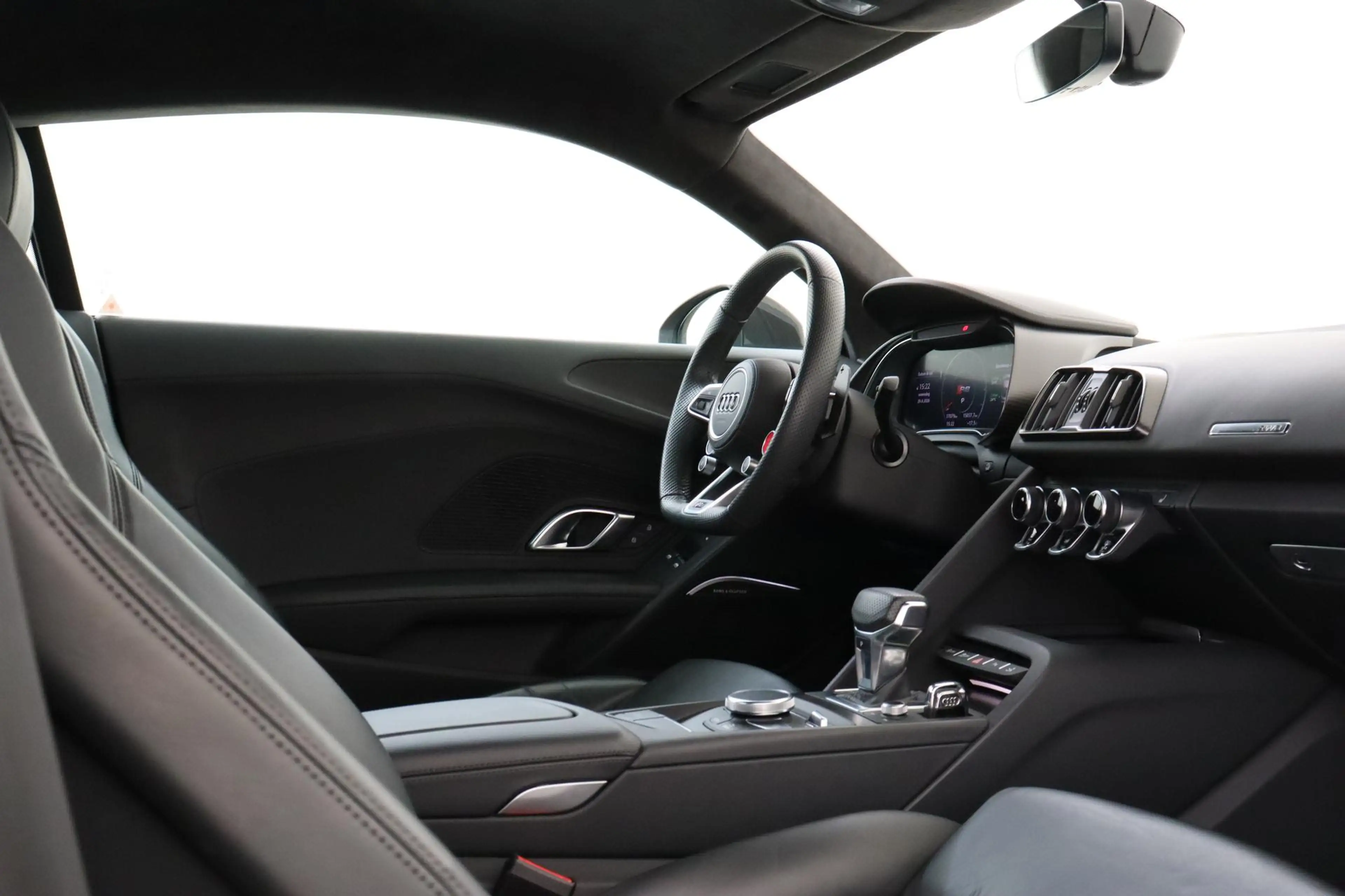 Audi R8 5.2 PERFORMANCE RWD CARBON BODYKIT|CARBON SPOILER| — photo 12