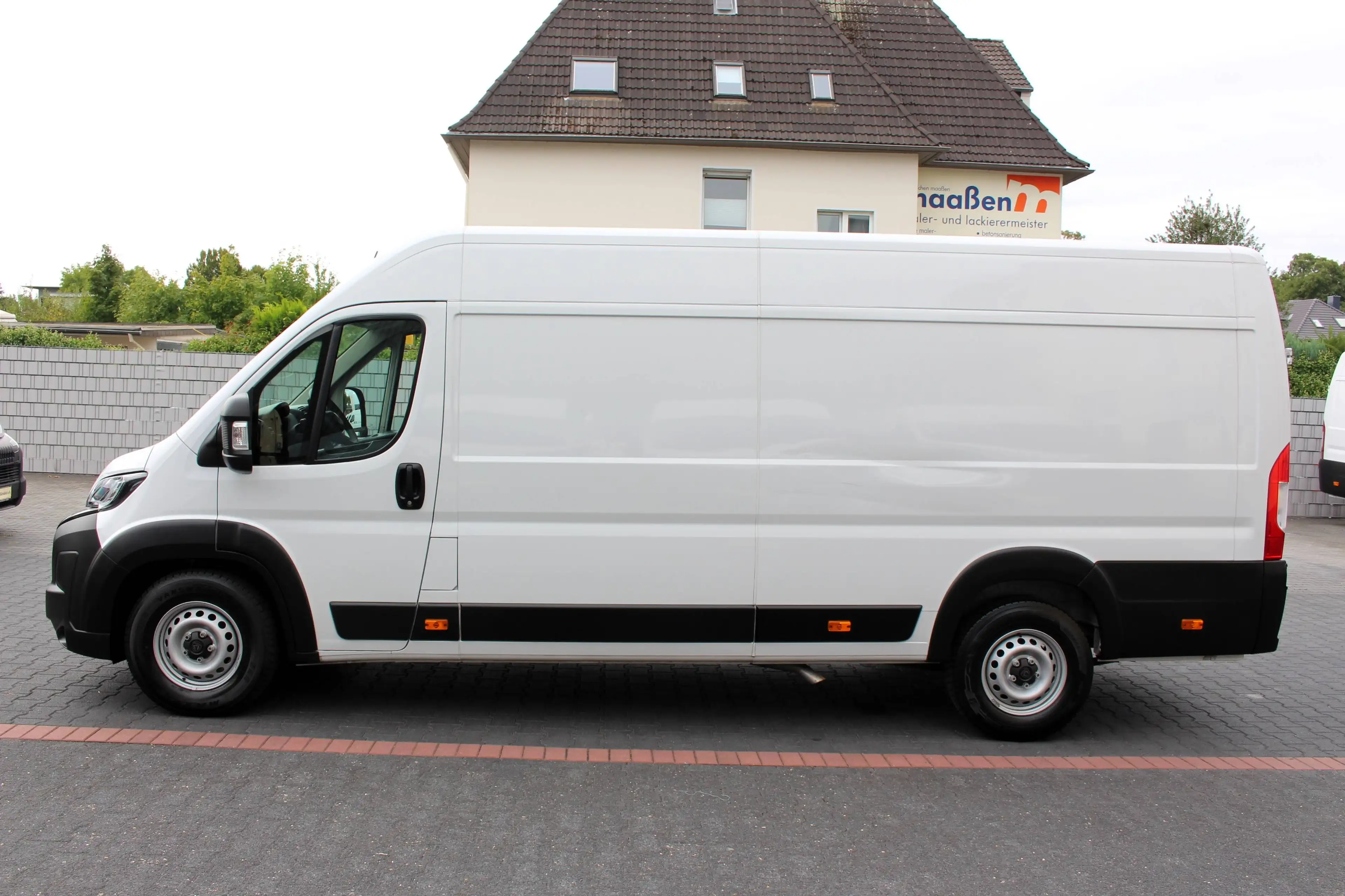 Peugeot Boxer 35 L4H2 180 Automatik*Klima*Navi*Temp*Holz — photo 8