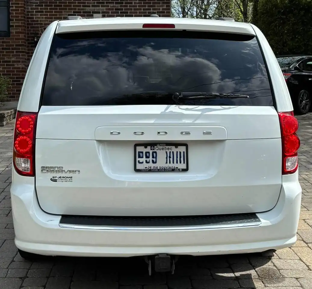 Dodge Grand Caravan photo Dodge Grand Caravan