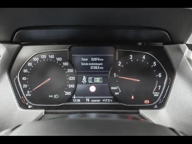 BMW 1 Series view 10