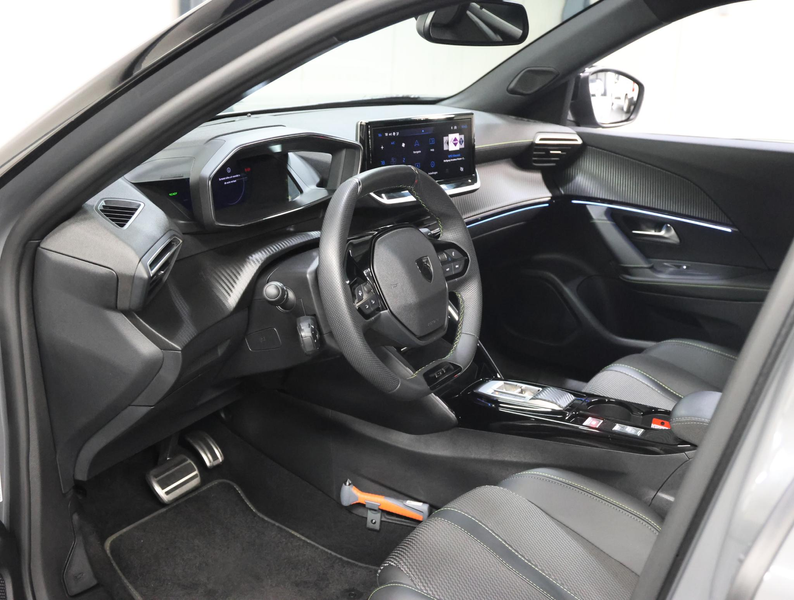 Peugeot e-2008 EV 156PK GT Avantage 54 kWh | 1ste eigenaar | Appl — photo 11