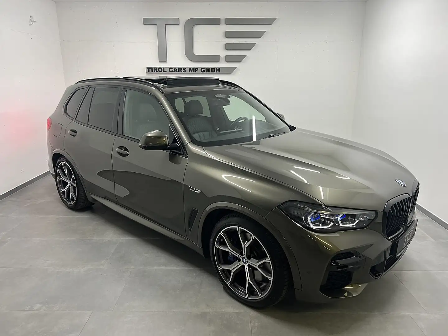 BMW X5 xDrive45e PHEV Aut.Pano, Laser,Individual,.. Grau - 1