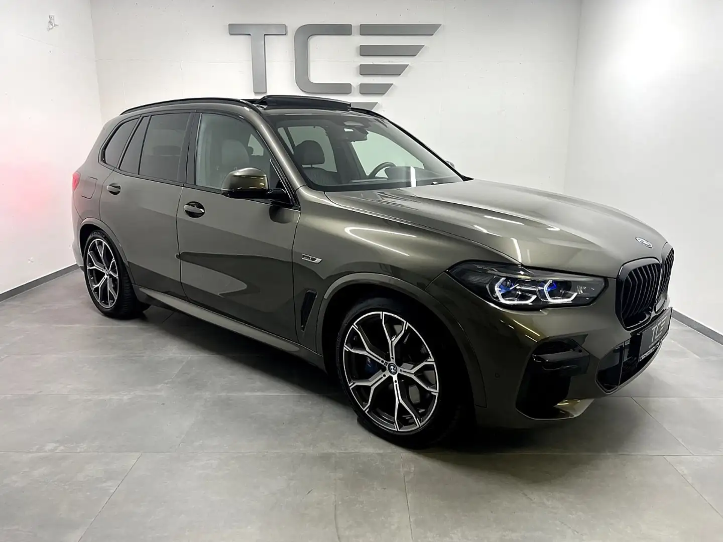 BMW X5 xDrive45e PHEV Aut.Pano, Laser,Individual,.. Grau - 1