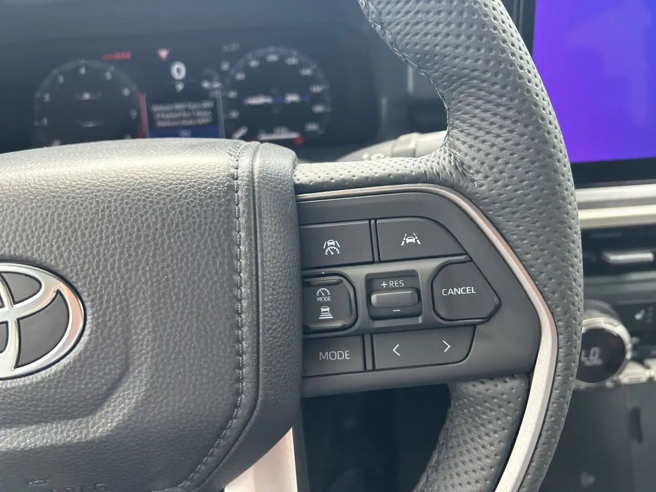 Toyota Tacoma снимка Toyota Tacoma