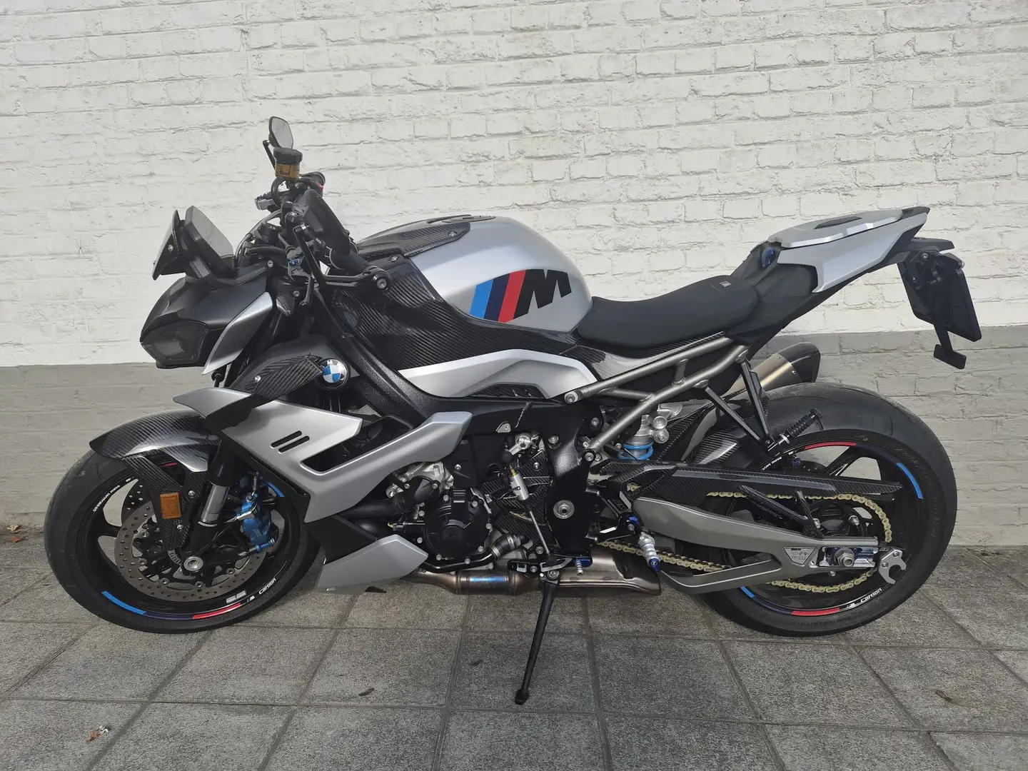 BMW M 1000 R Akrapovic BMW Zilver - 1