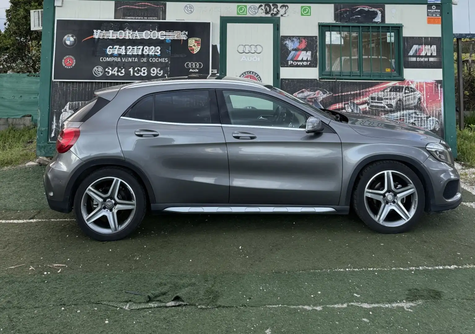 Mercedes-Benz GLA 200 200CDI AMG Line 7G-DCT Gris - 2
