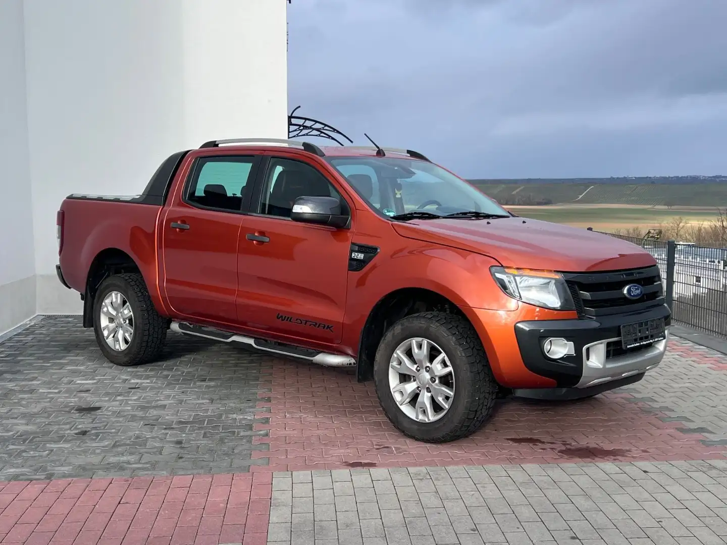 Ford Ranger Wildtrak Doppelkabine 4x4 *LEDER*AHK*NAVI Orange - 1