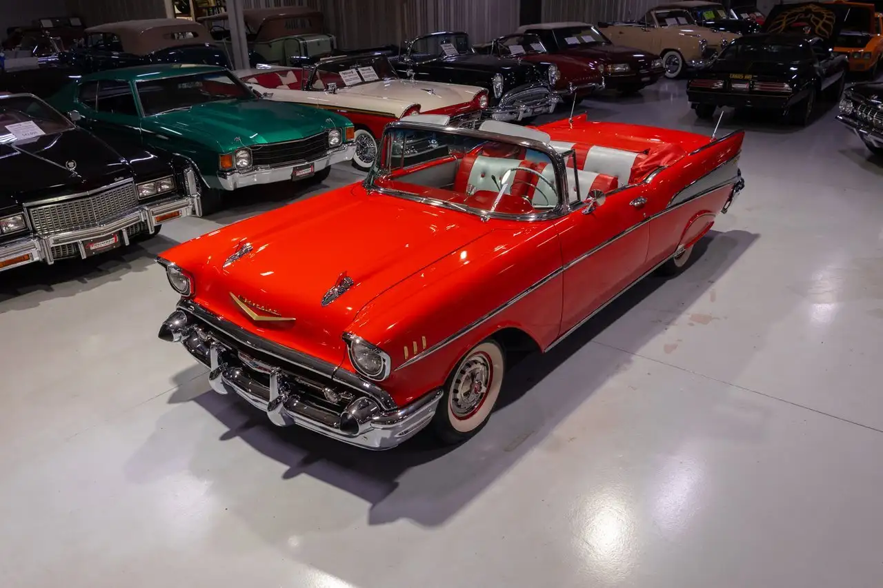 Chevrolet Bel Air Convertible, foto 1
