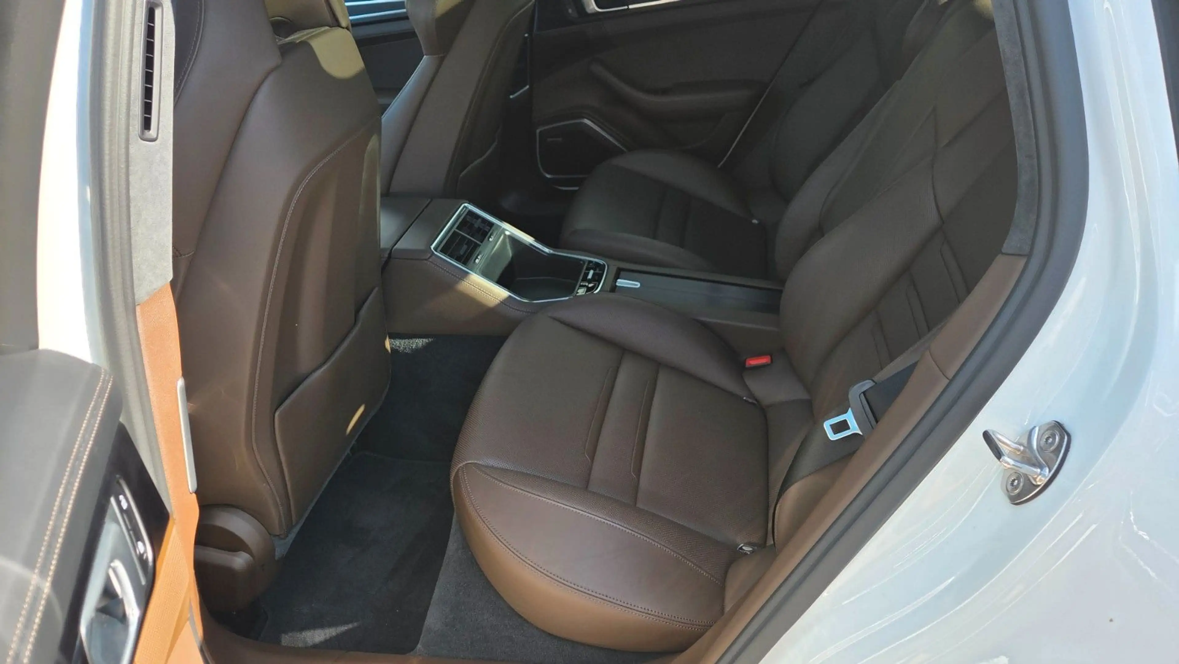 Porsche Panamera 4.0 GTS PANORAMA 21" — photo 14