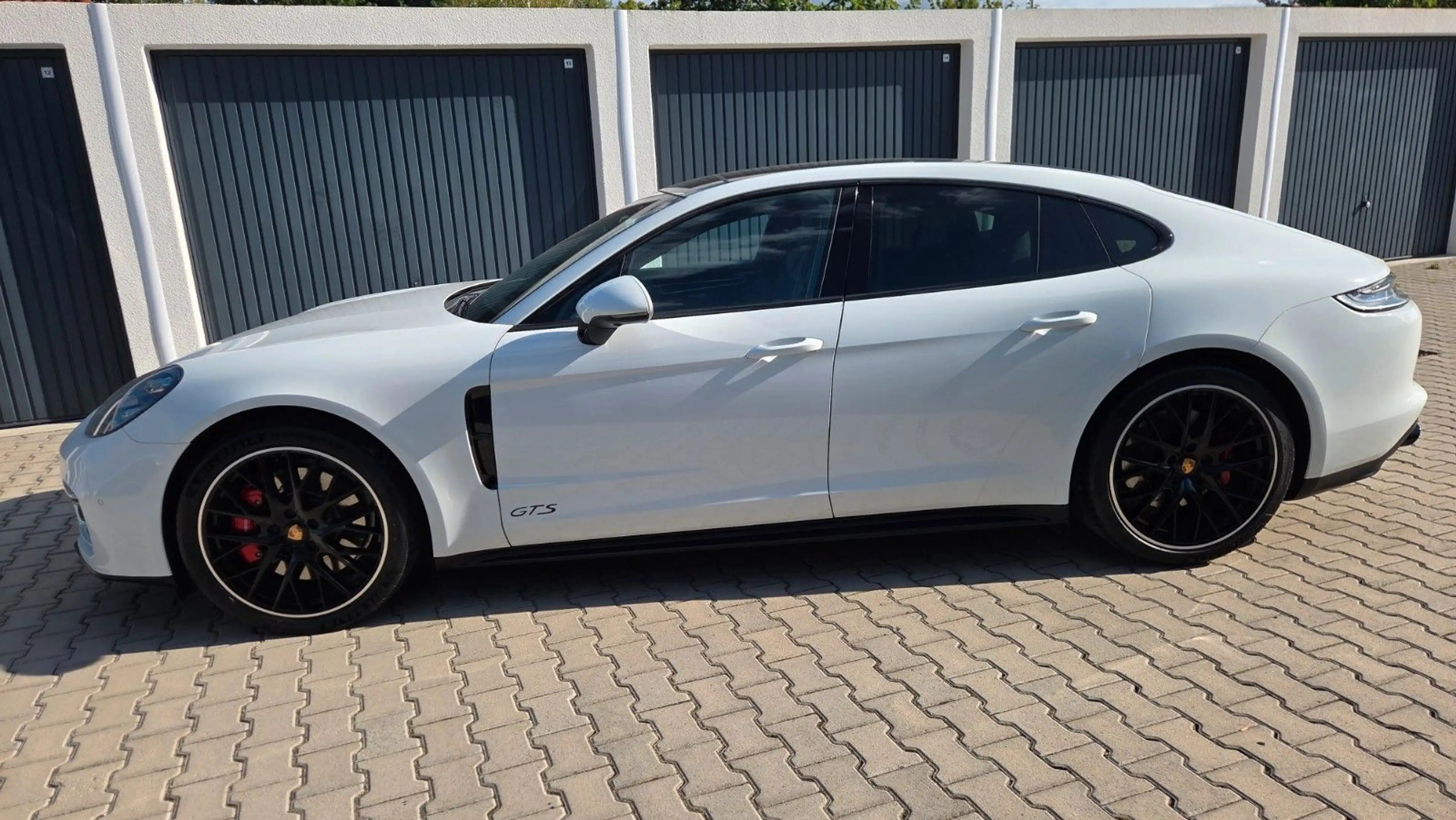 Porsche Panamera 4.0 GTS PANORAMA 21" — photo 3