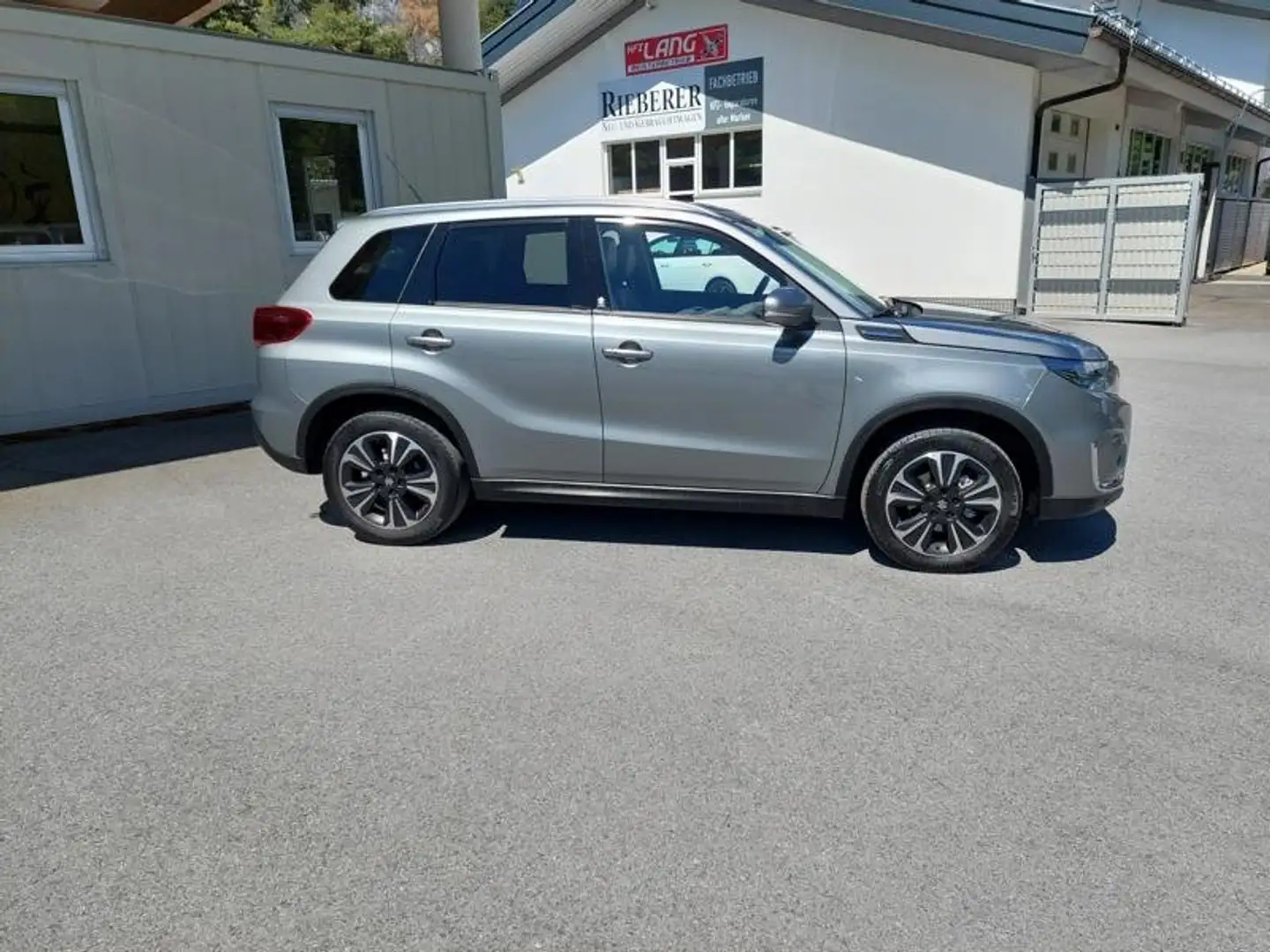 Suzuki Vitara 1.4 GL+DITC Hyprid Allgrip Flash Aut. Grau - 2