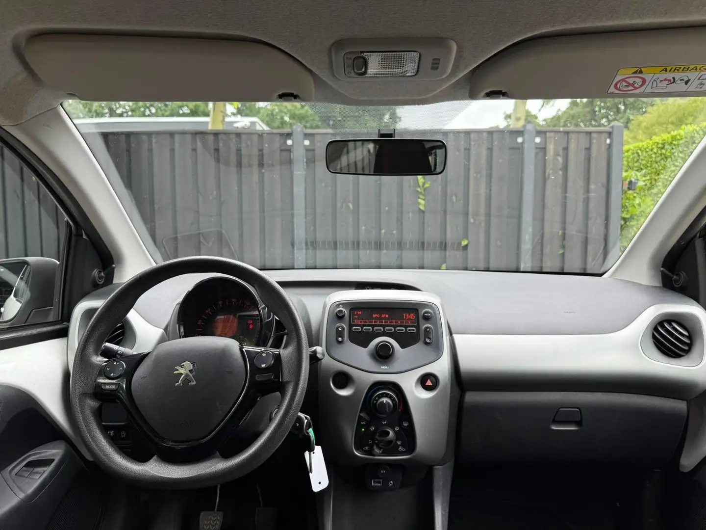 Peugeot 108 1.0 e-VTi Active airco 5 deurs BLUETOOTH Blanc - 2