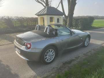 Z4 roadster 2.2i