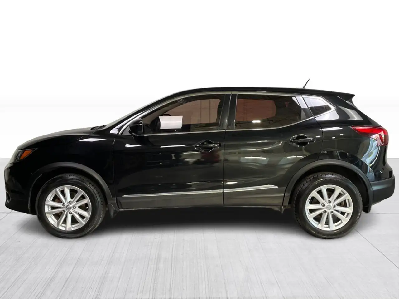 Nissan Qashqai photo Nissan Qashqai