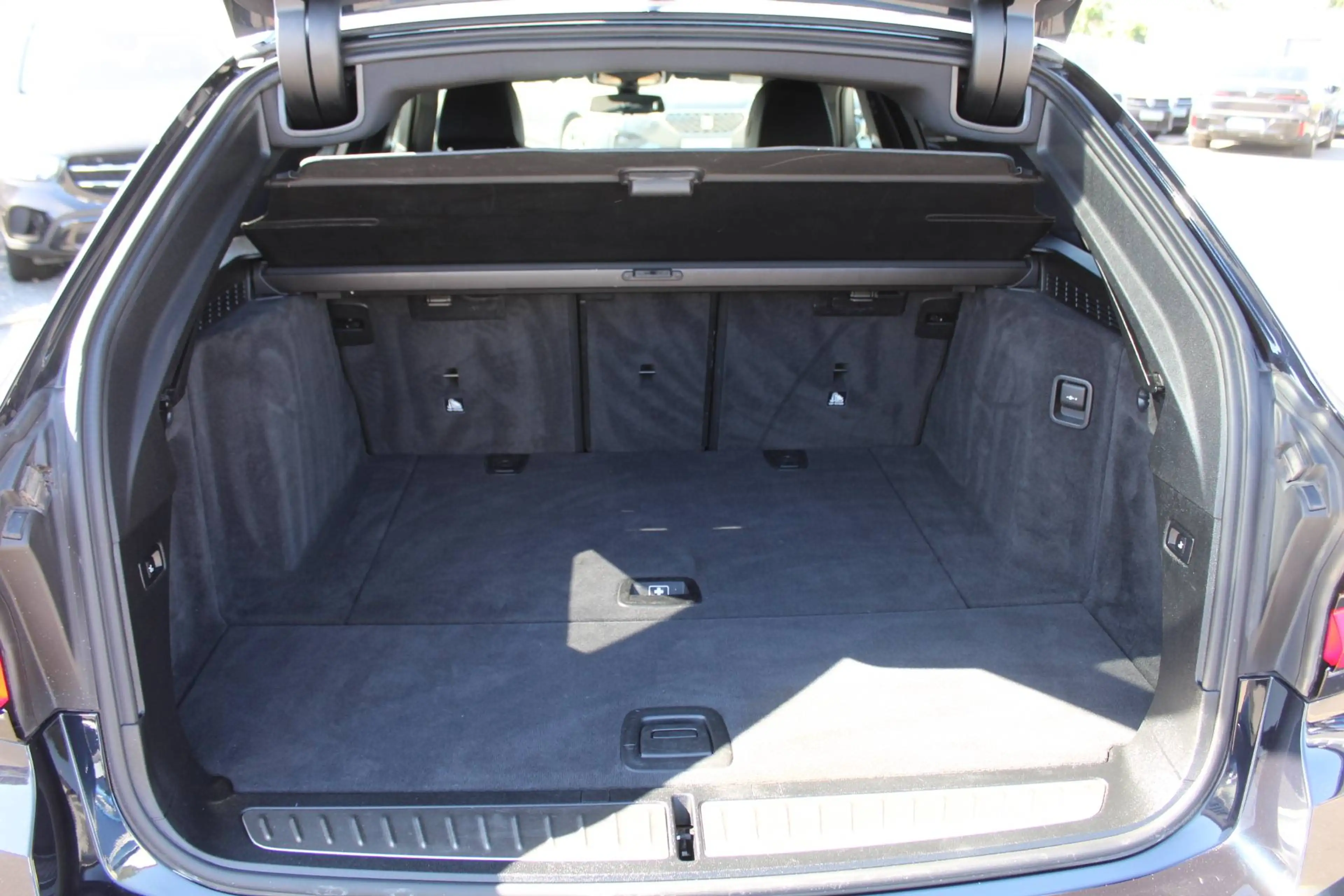 BMW 540 d Tour. xDrive M Sportpaket +Laser+HUD+Driving Pro+ — photo 11