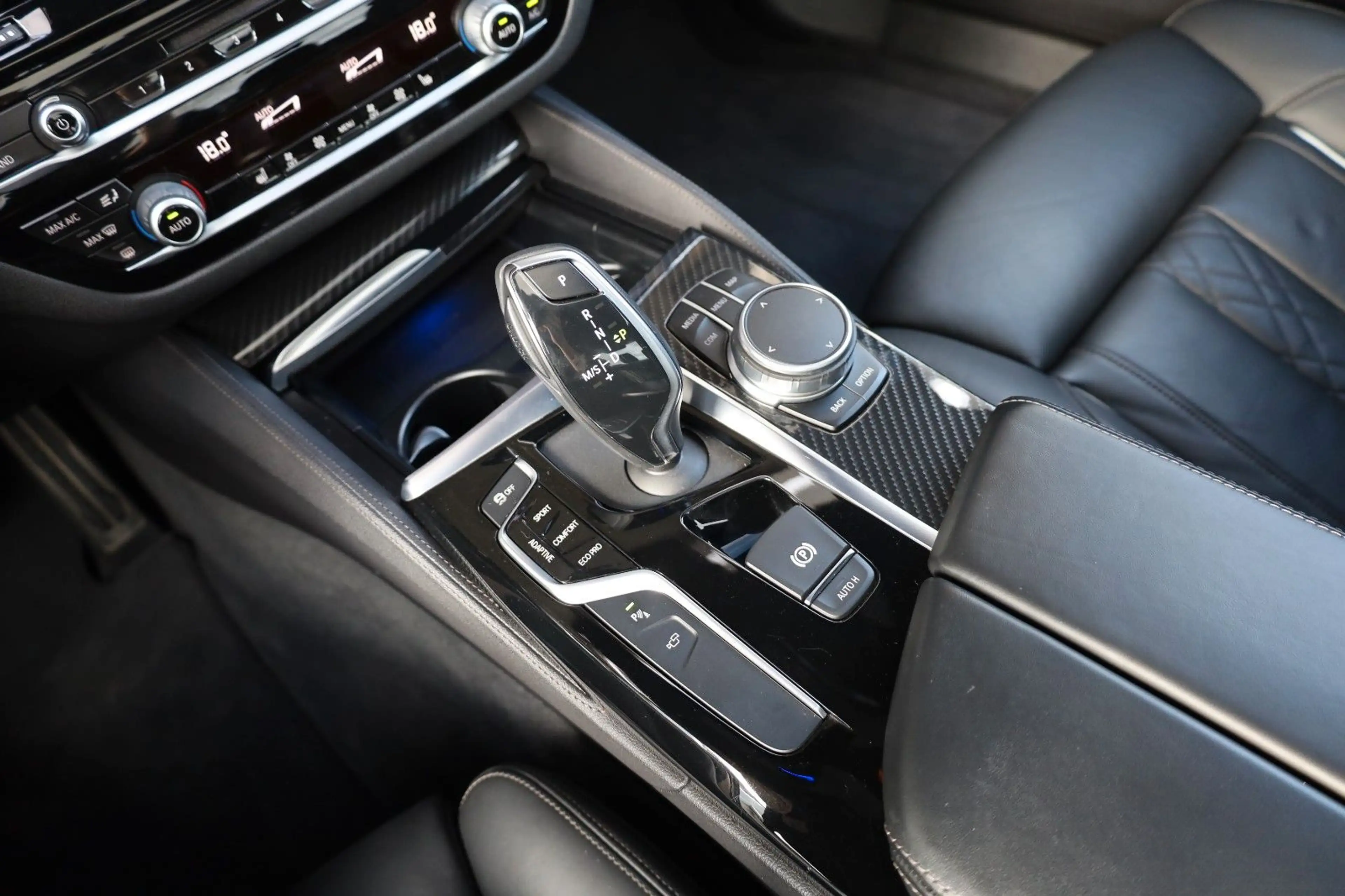 BMW 550 i xDrive/360*/HUD/LASER/ACC/SHZ/LHZ/SBD/R20 — photo 15