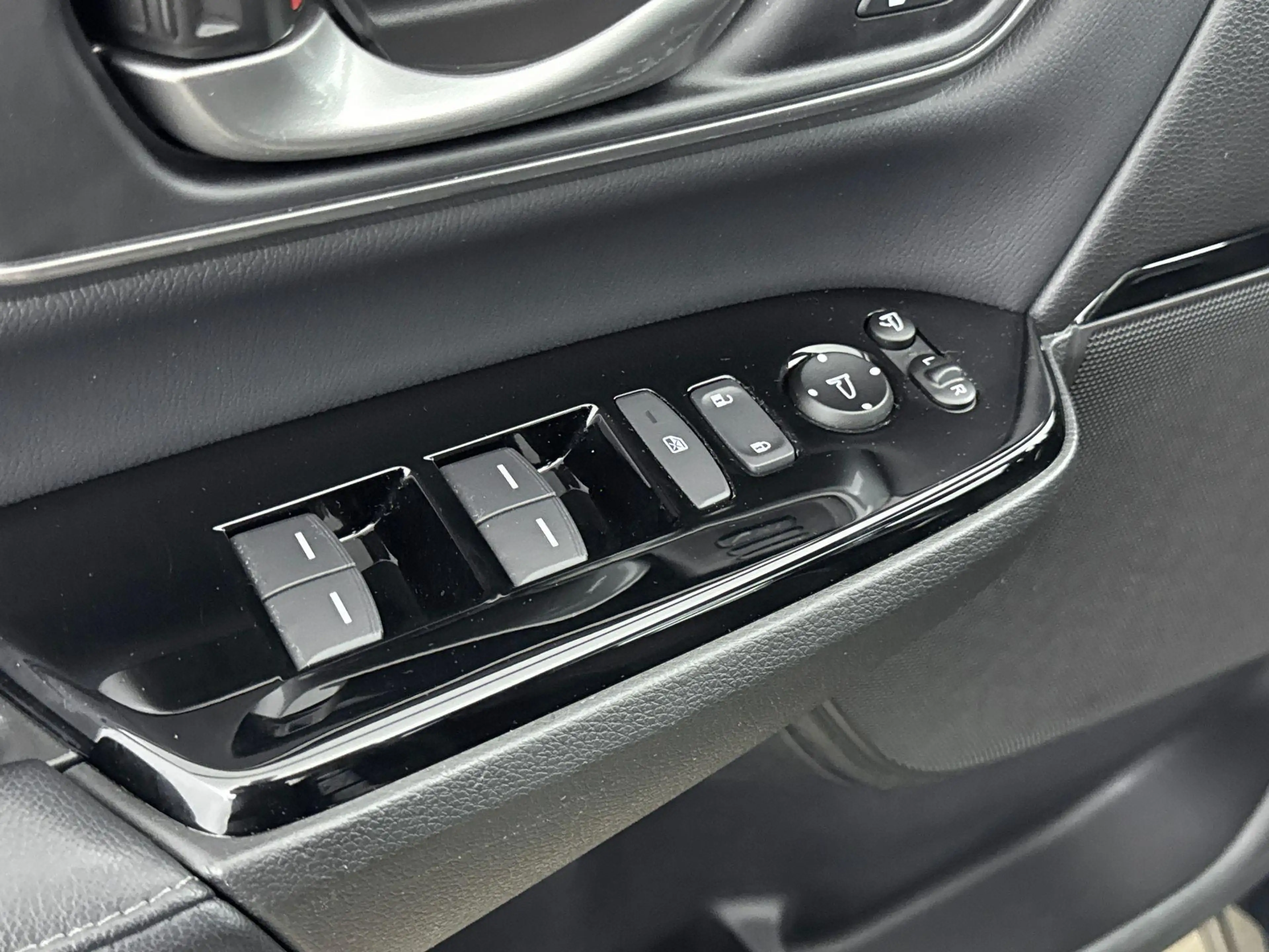 Honda CR-V 2.0 Hybrid AWD Executive | Elektrisch verstelbare — photo 12