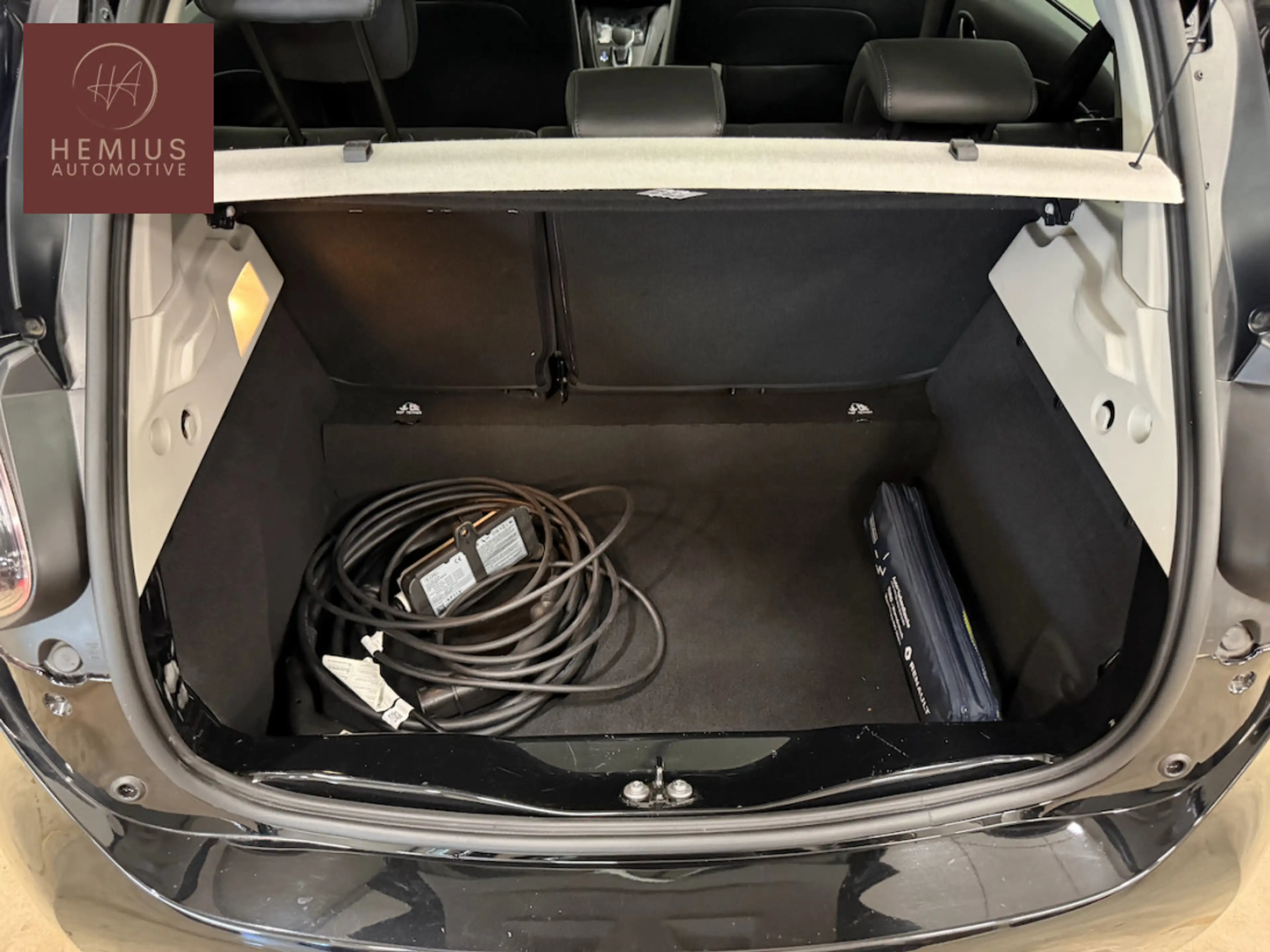 Renault ZOE R135 Intens 52 kWh - 93% SOH - Koop Accu - Warmtep — photo 13