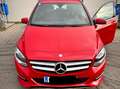 Mercedes-Benz B 180 B 180 d BlueEfficiency Edition Rot - thumbnail 3