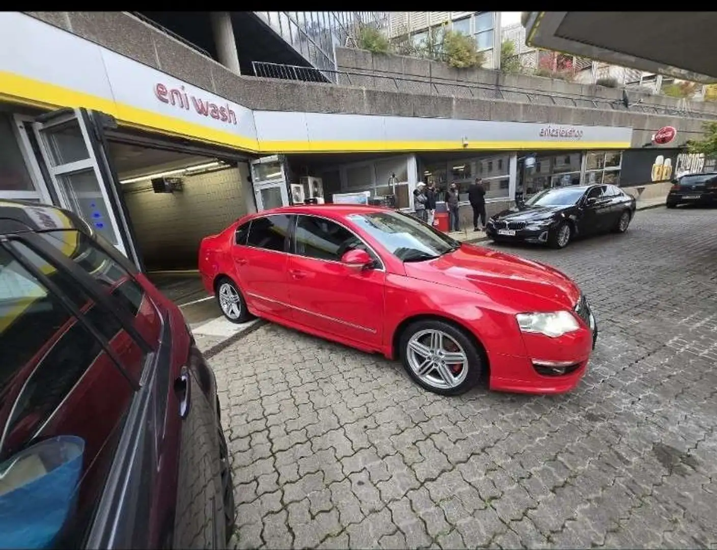 Volkswagen Passat Highline 2,0 TDI DPF Rot - 2