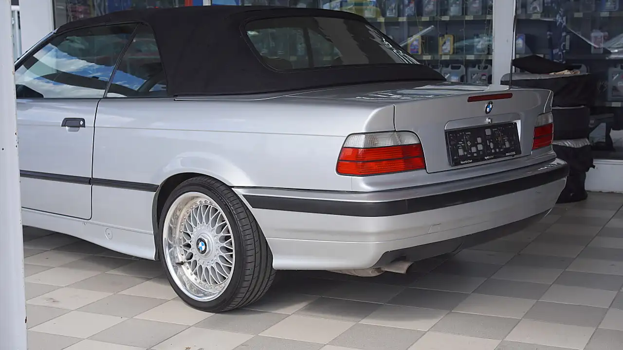 BMW 318 i Cabrio Roadster//HARDTOP//WINDSHOT//TOPZUSTAN..., foto 10