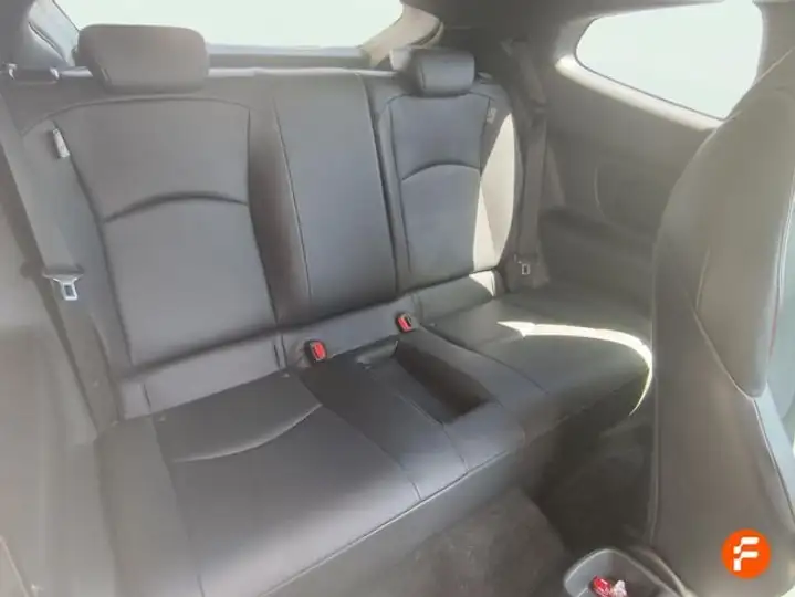 Toyota Yaris 2022, foto 14