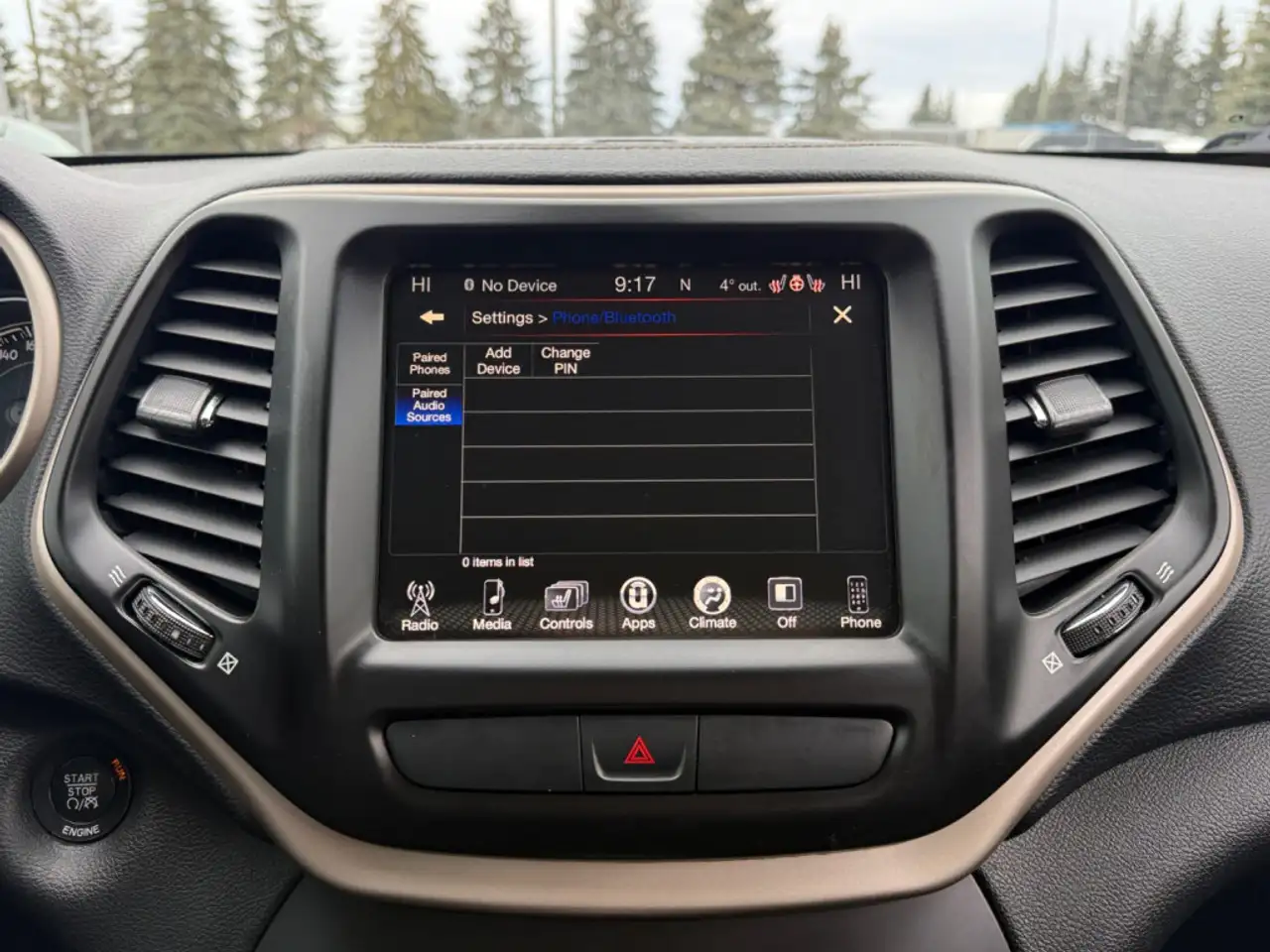 Jeep Cherokee снимка Jeep Cherokee