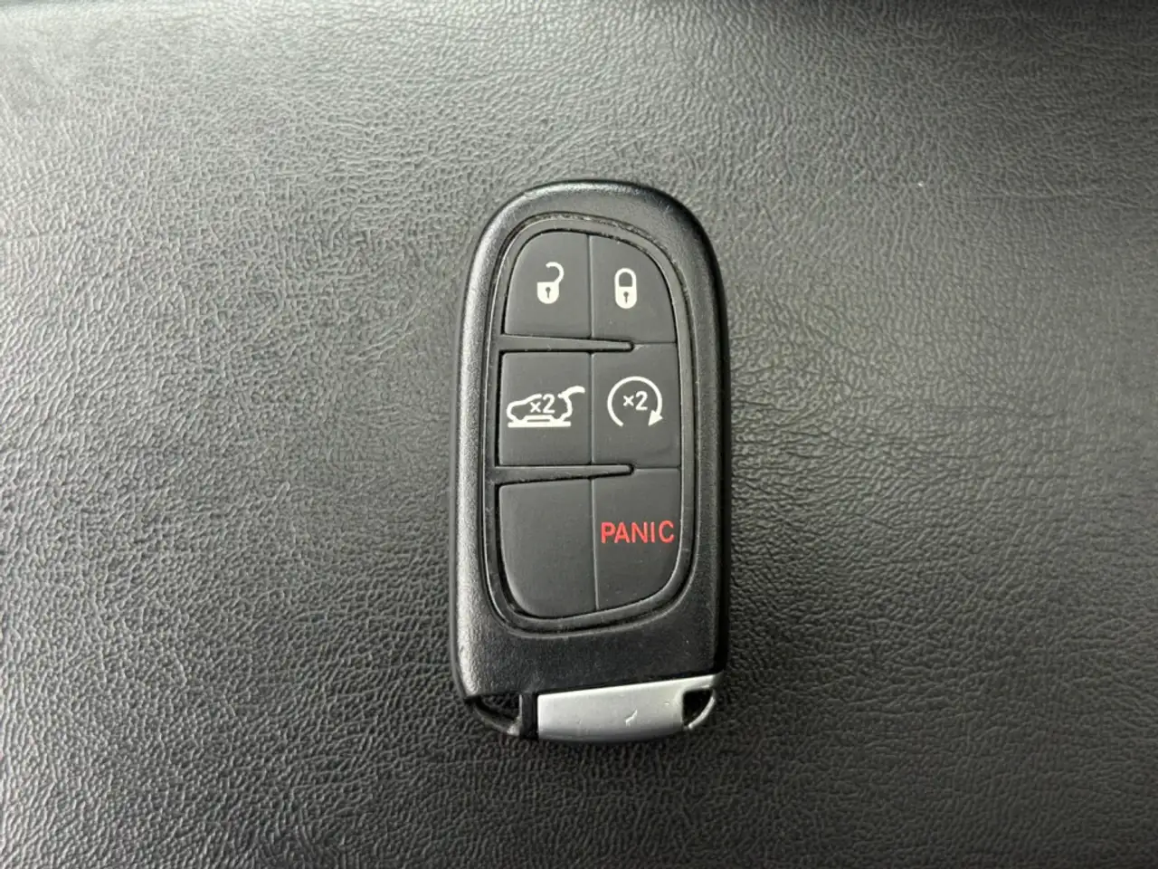 Jeep Cherokee снимка Jeep Cherokee