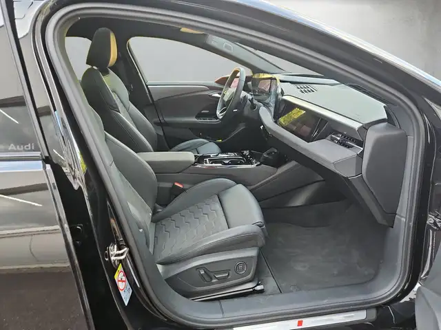 Audi A6 E-Tron view 13