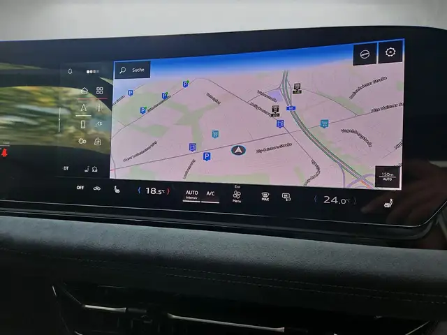 Audi E-Tron view 11