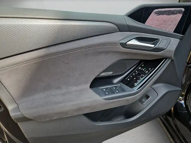 Audi E-Tron view 7