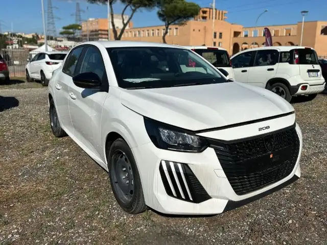 Peugeot 208 view 3