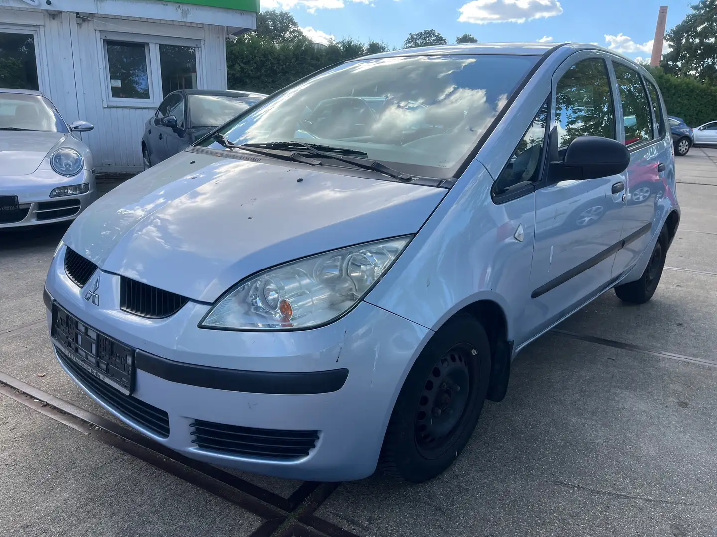 Mitsubishi Colt 1.1 Euro4 Inform 5-Türer Klima *Tüv 10/2025* Blau - 1