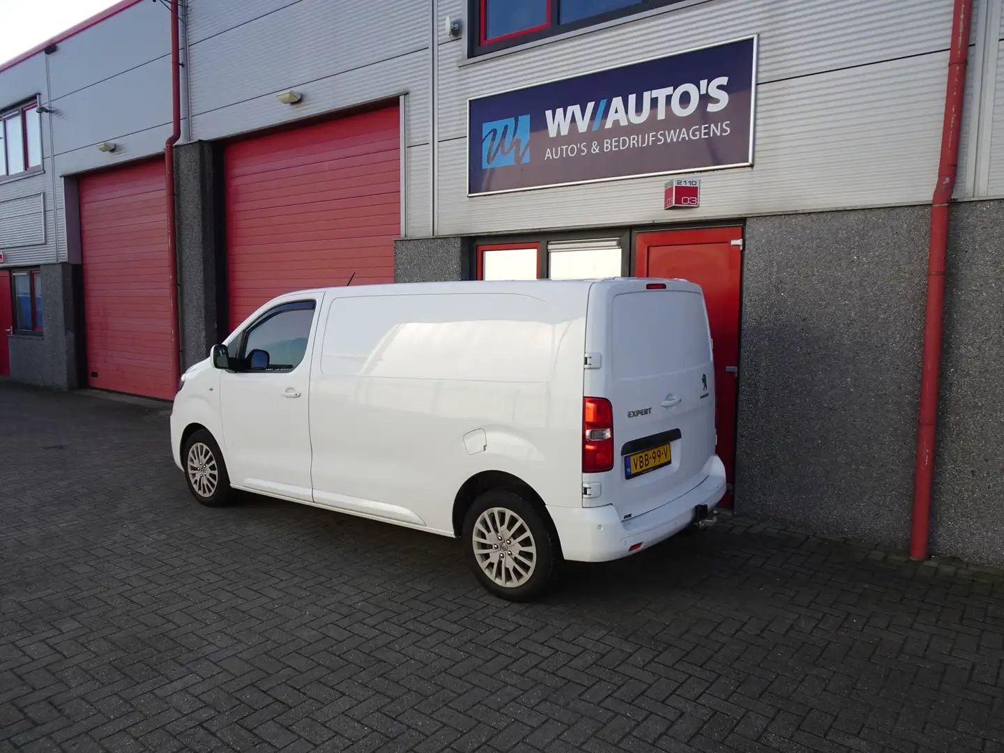 Peugeot Expert 2.0 BlueHDI 120 Standard Premium 3 zits airco 120 Wit - 2
