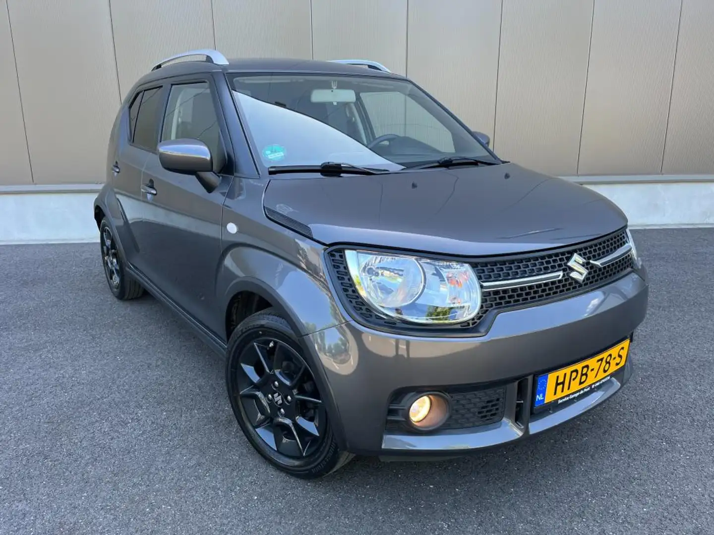 Suzuki Ignis 1.2 Select Airco, Camera, stoelverwarming! Grijs - 2