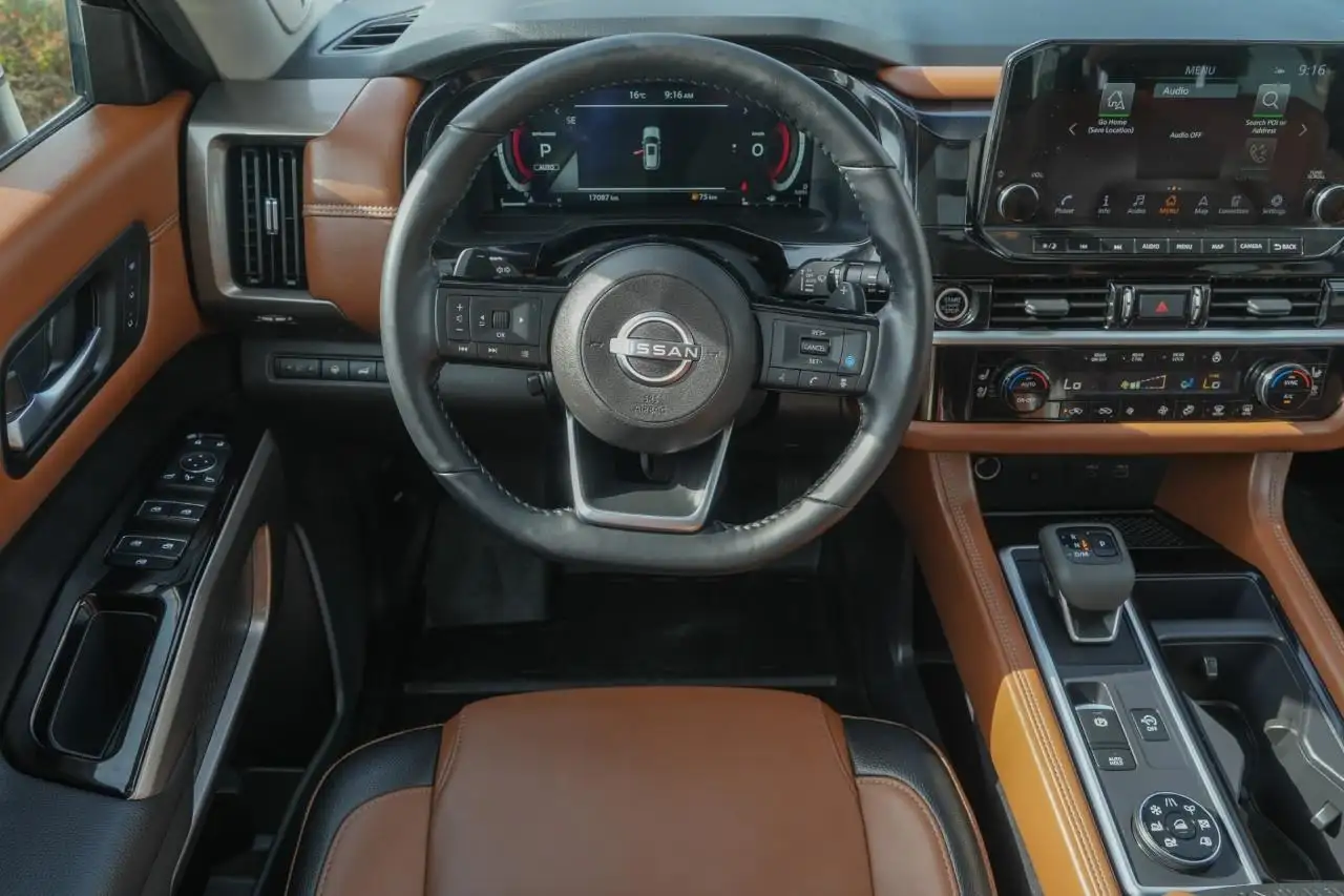 Nissan Pathfinder снимка Nissan Pathfinder