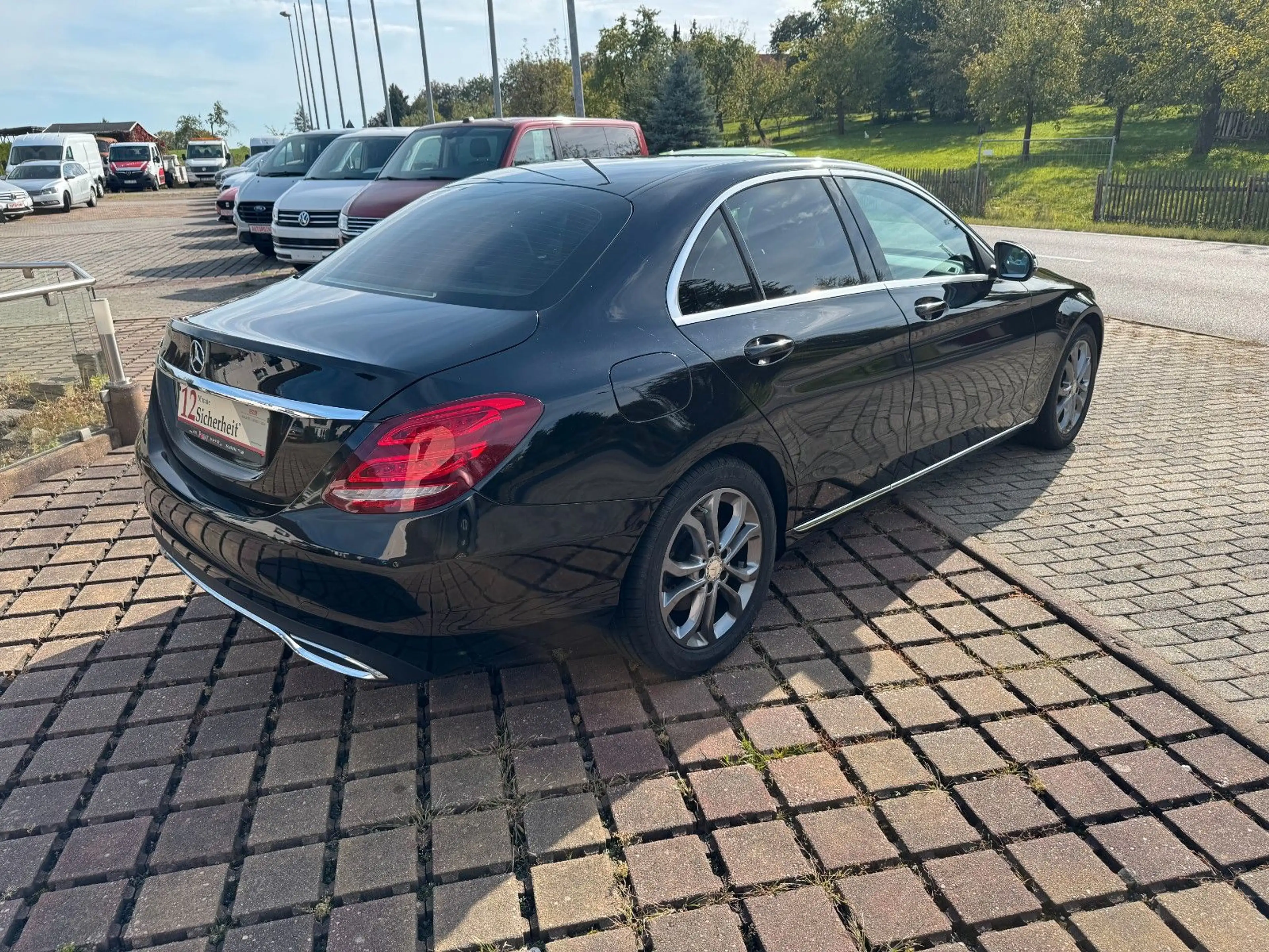 Mercedes-Benz C 180 Limousine Avantgarde mit LED — photo 5