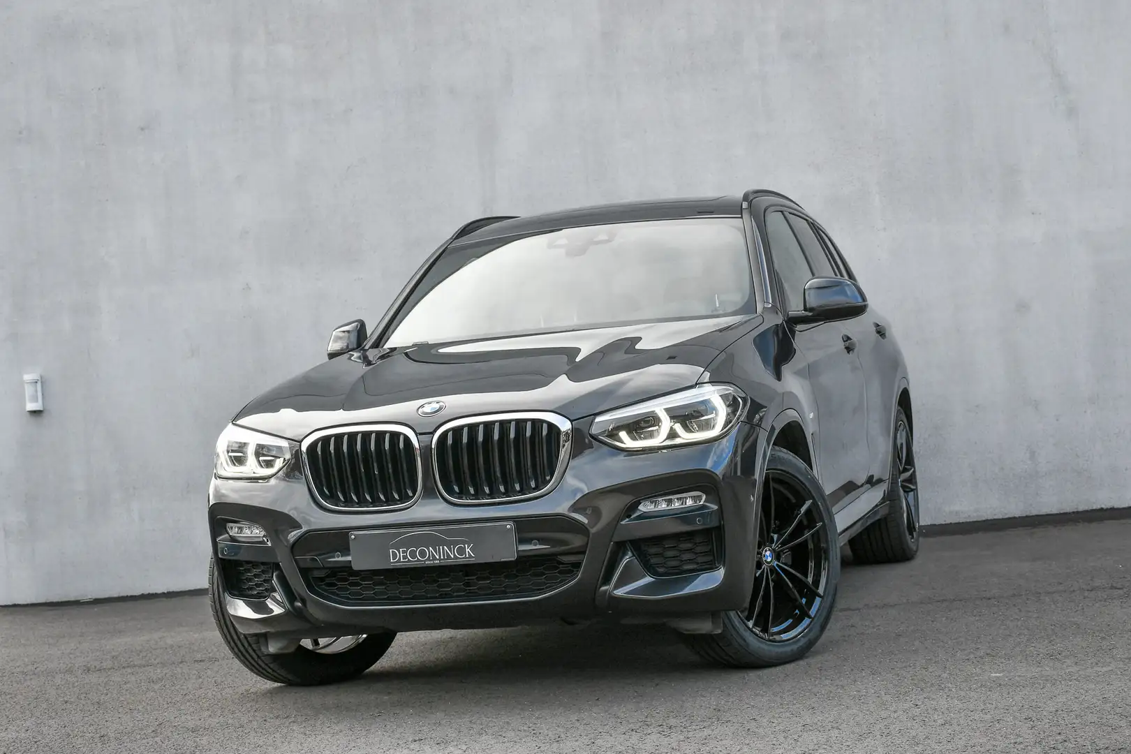 BMW X3 2.0D xDRIVE*PANO*M-PACK*HEAD-UP*AMBIENT*LED*LEDER* Grau - 1