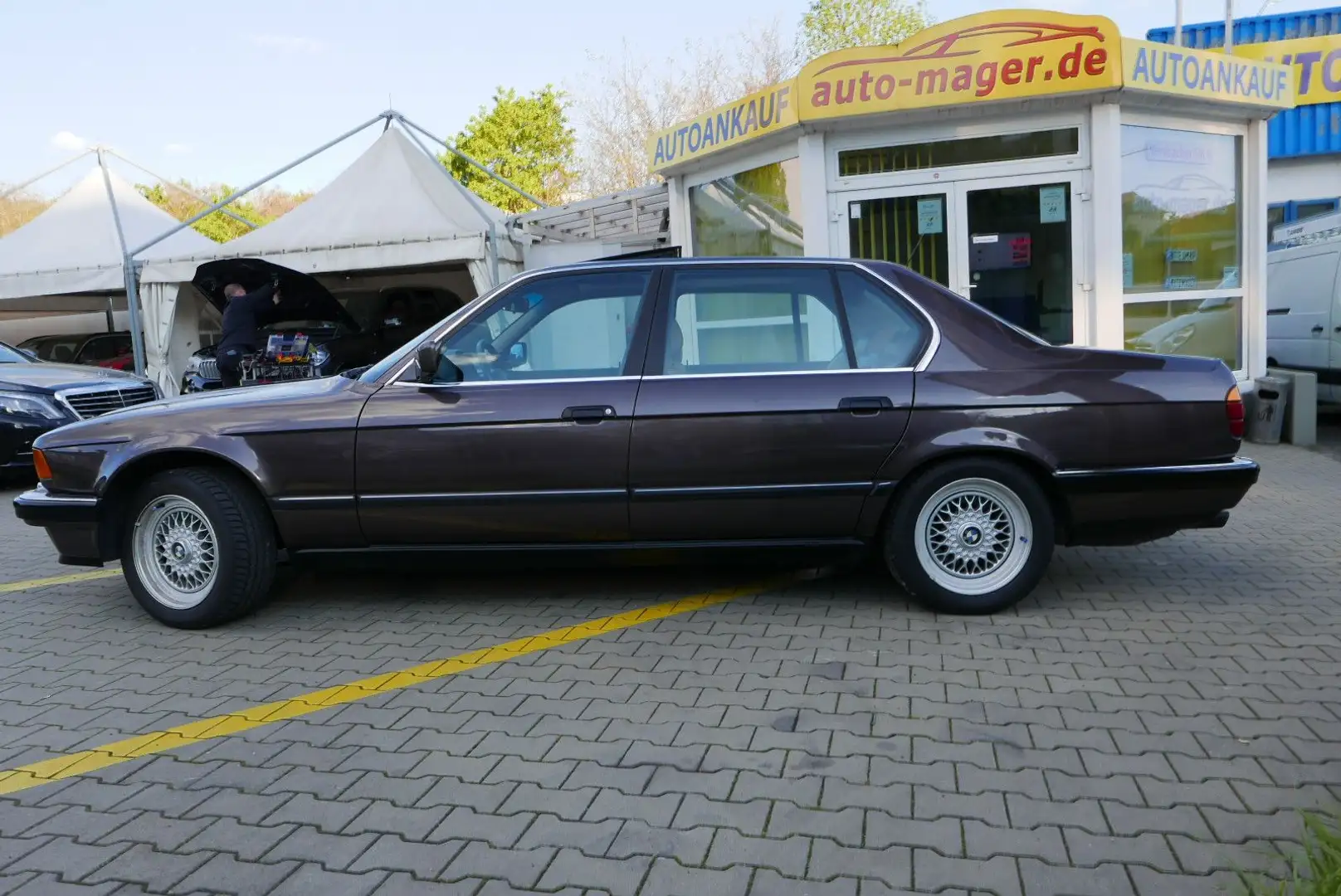 BMW 750 iL*2.Hd/Full-Service*Wertgut.23.400€*H-Zulass Braun - 2