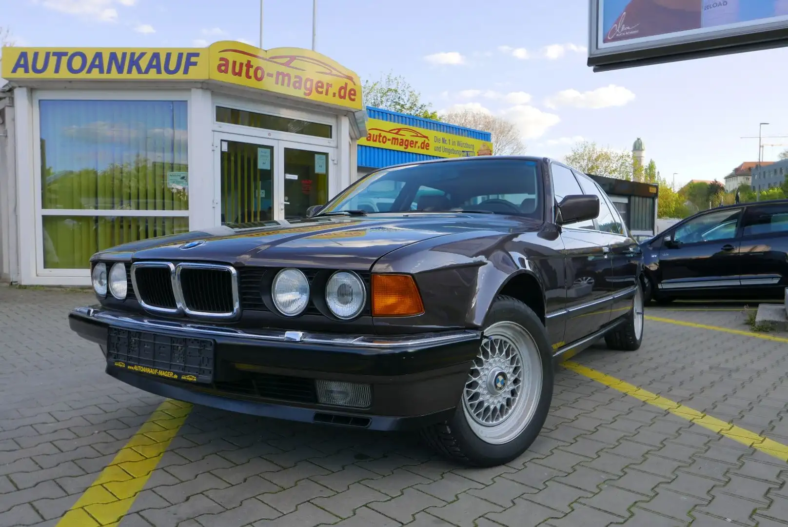 BMW 750 iL*2.Hd/Full-Service*Wertgut.23.400€*H-Zulass Braun - 1