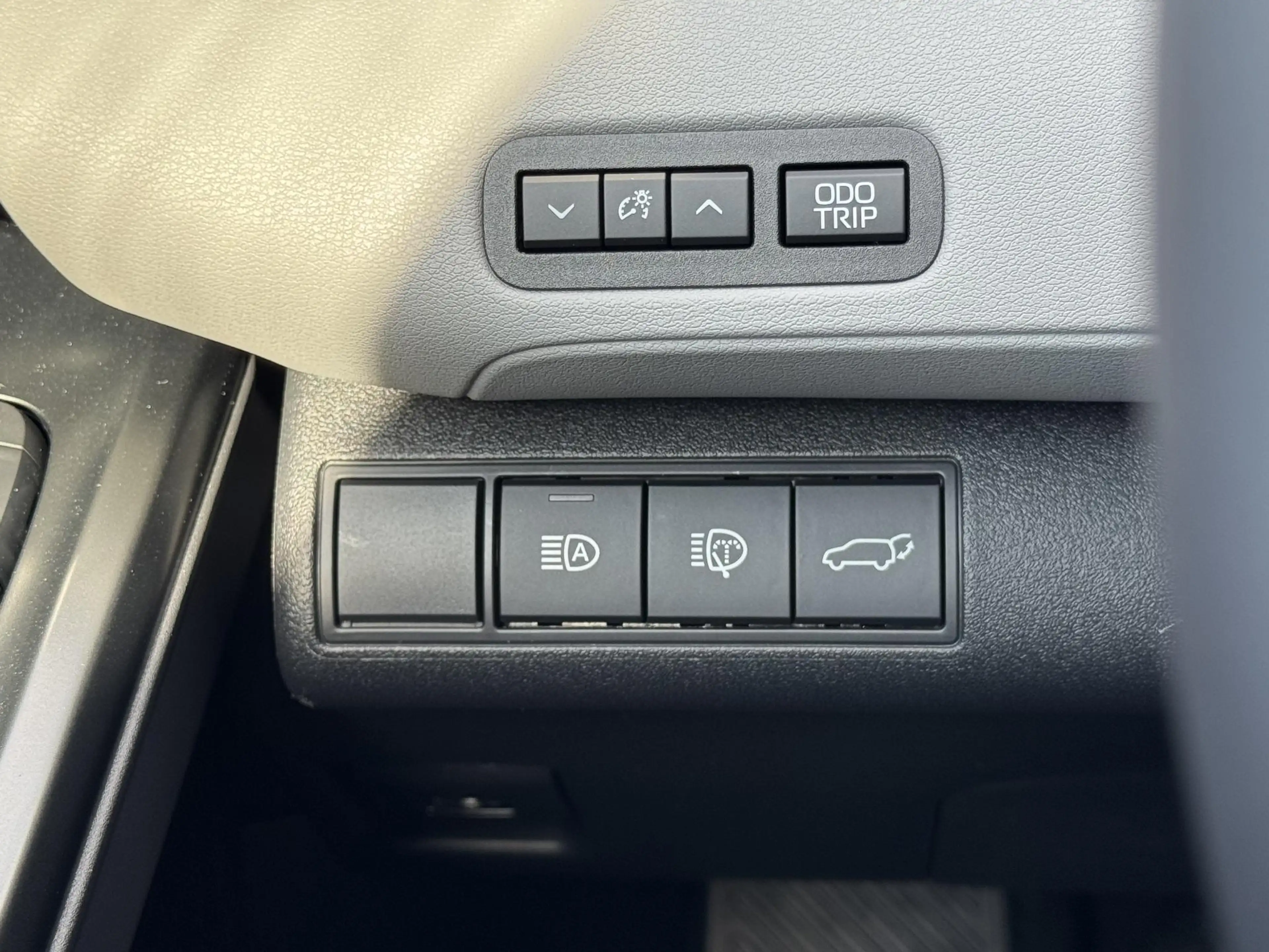 Toyota C-HR+ EXECUTIVE AWD 77 kWh NIEUW DIRECT LEVERBAAR! PANOD — photo 23