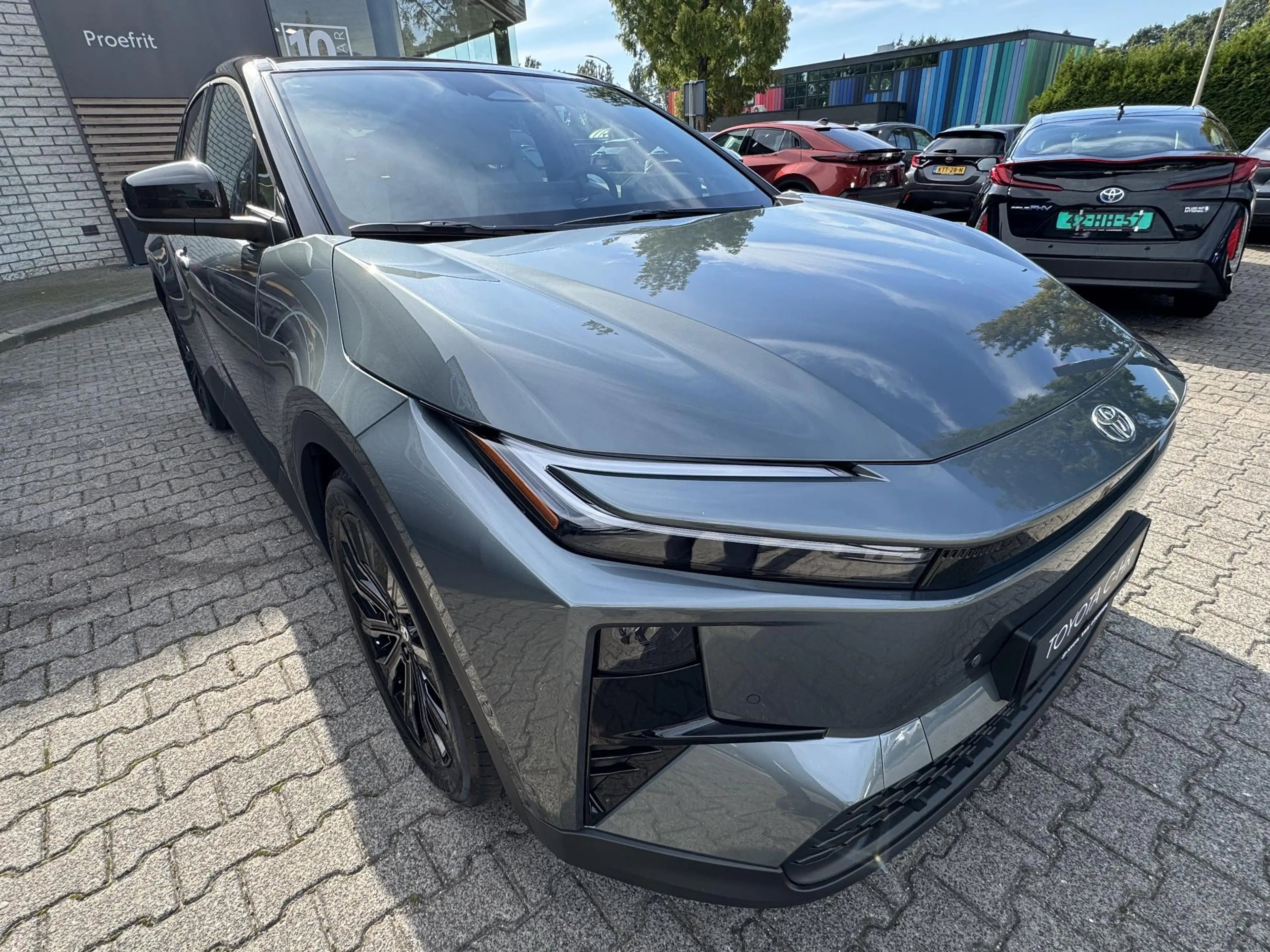 Toyota C-HR+ EXECUTIVE AWD 77 kWh NIEUW DIRECT LEVERBAAR! PANOD — photo 9
