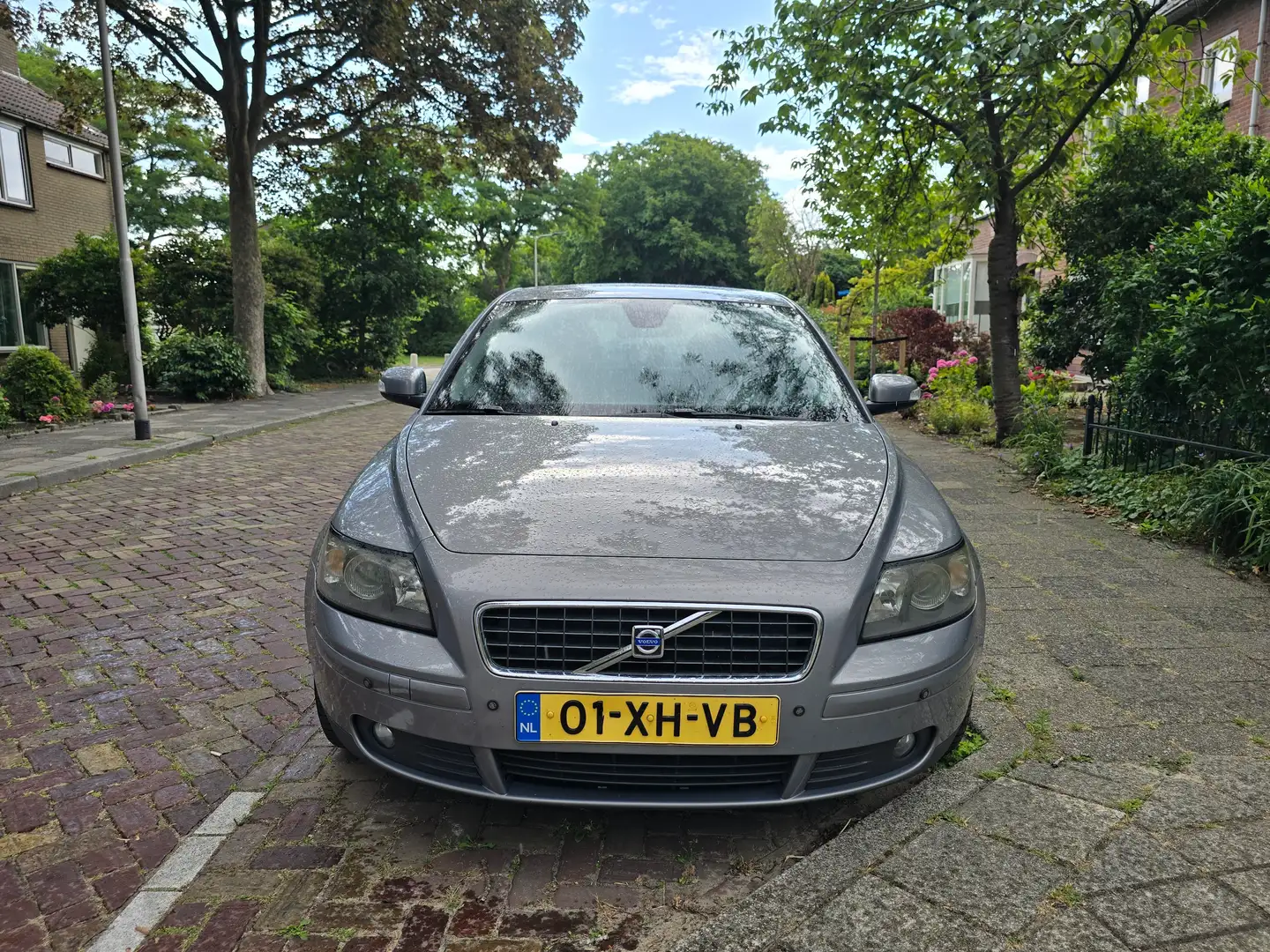 Volvo S40 2.0 Edition I -Navigatie * Airco * stoelverwarming Šedá - 1