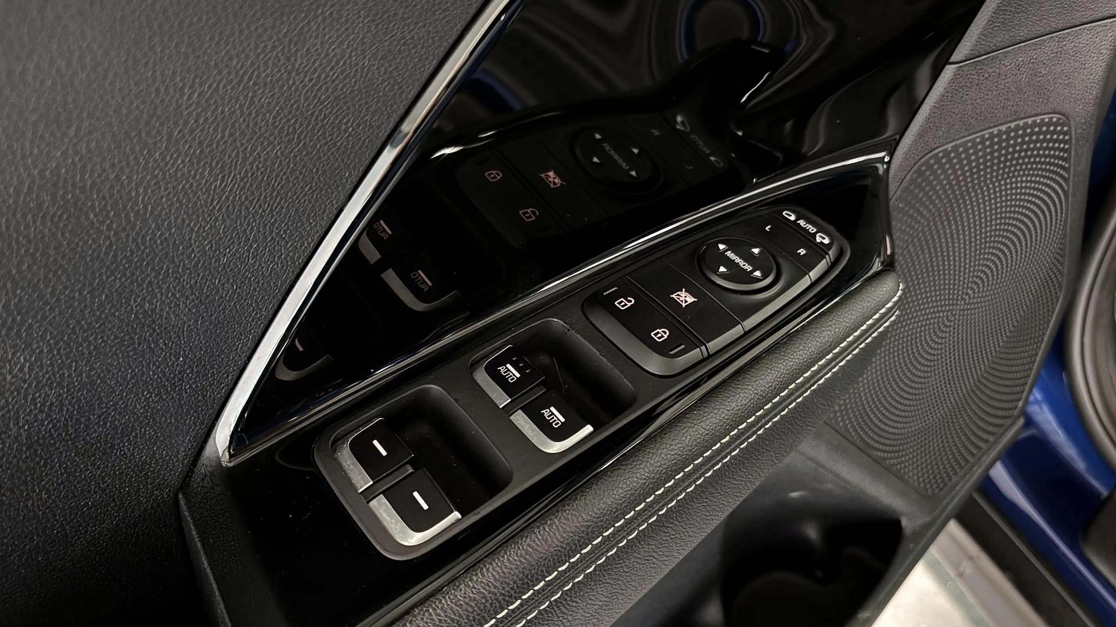 Kia e-Niro DynamicPlusLine 39 kWh Schuif/kanteldak | KIA onde — photo 9