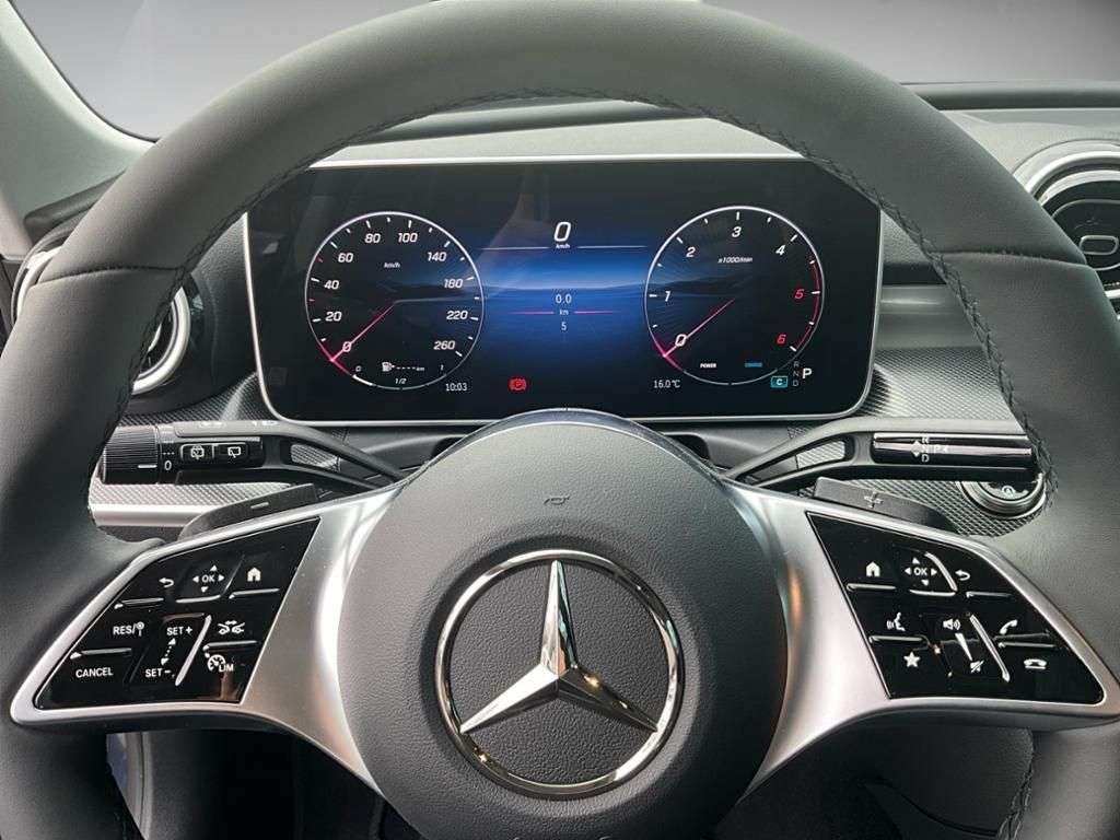 Mercedes-Benz C 220
