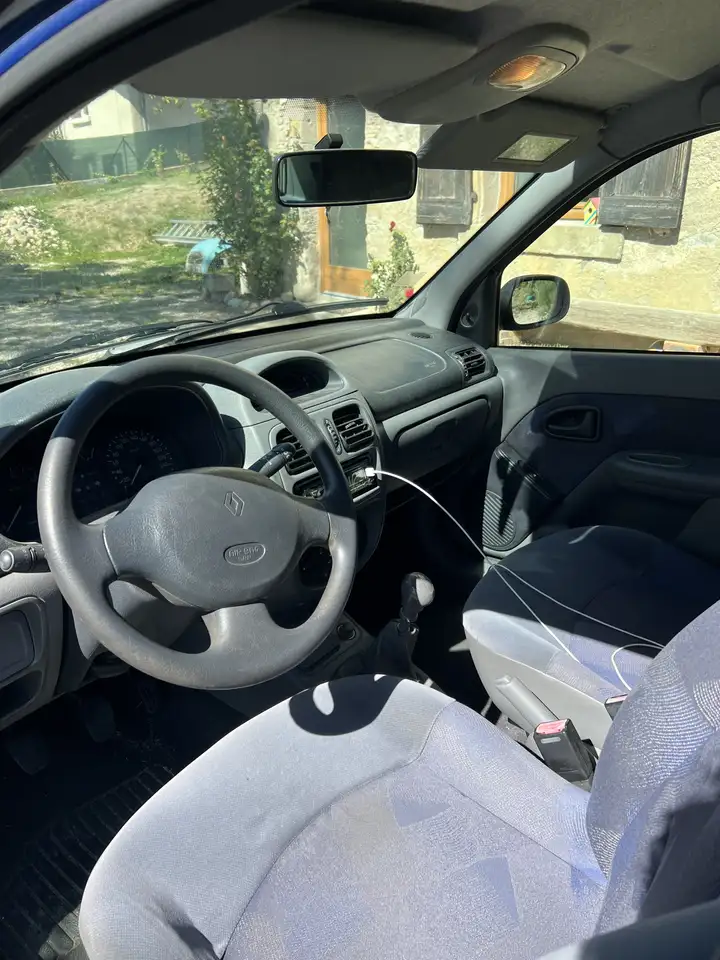 Renault Clio 1.9 D RTE, foto 3