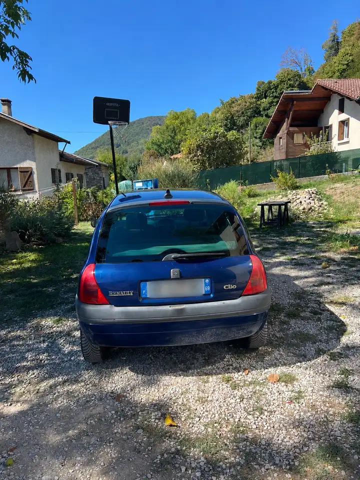 Renault Clio 1.9 D RTE, foto 2