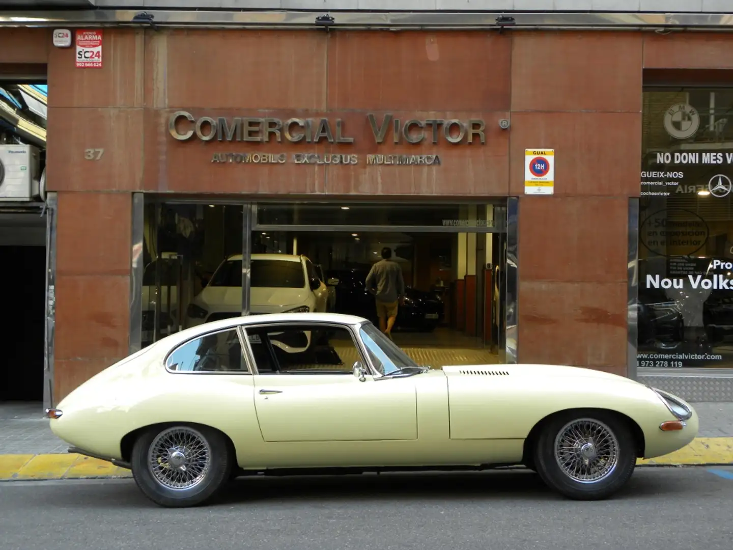 Jaguar Sonstige E- Type 4.2 2 + 2 S1 Coupé Beige - 2