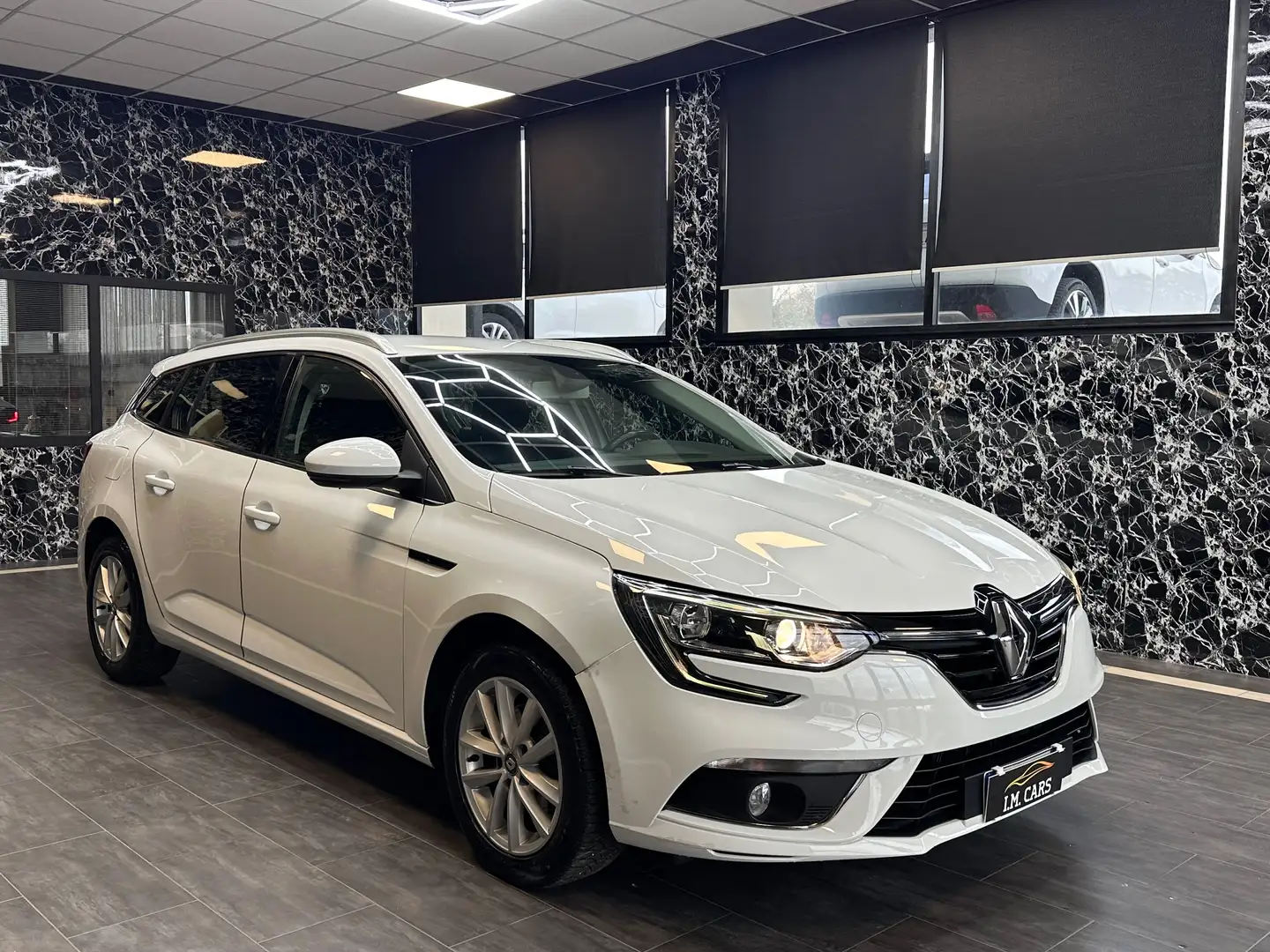Renault Megane Sporter Sporter 1.5 dci energy Zen 110cv Blanc - 1