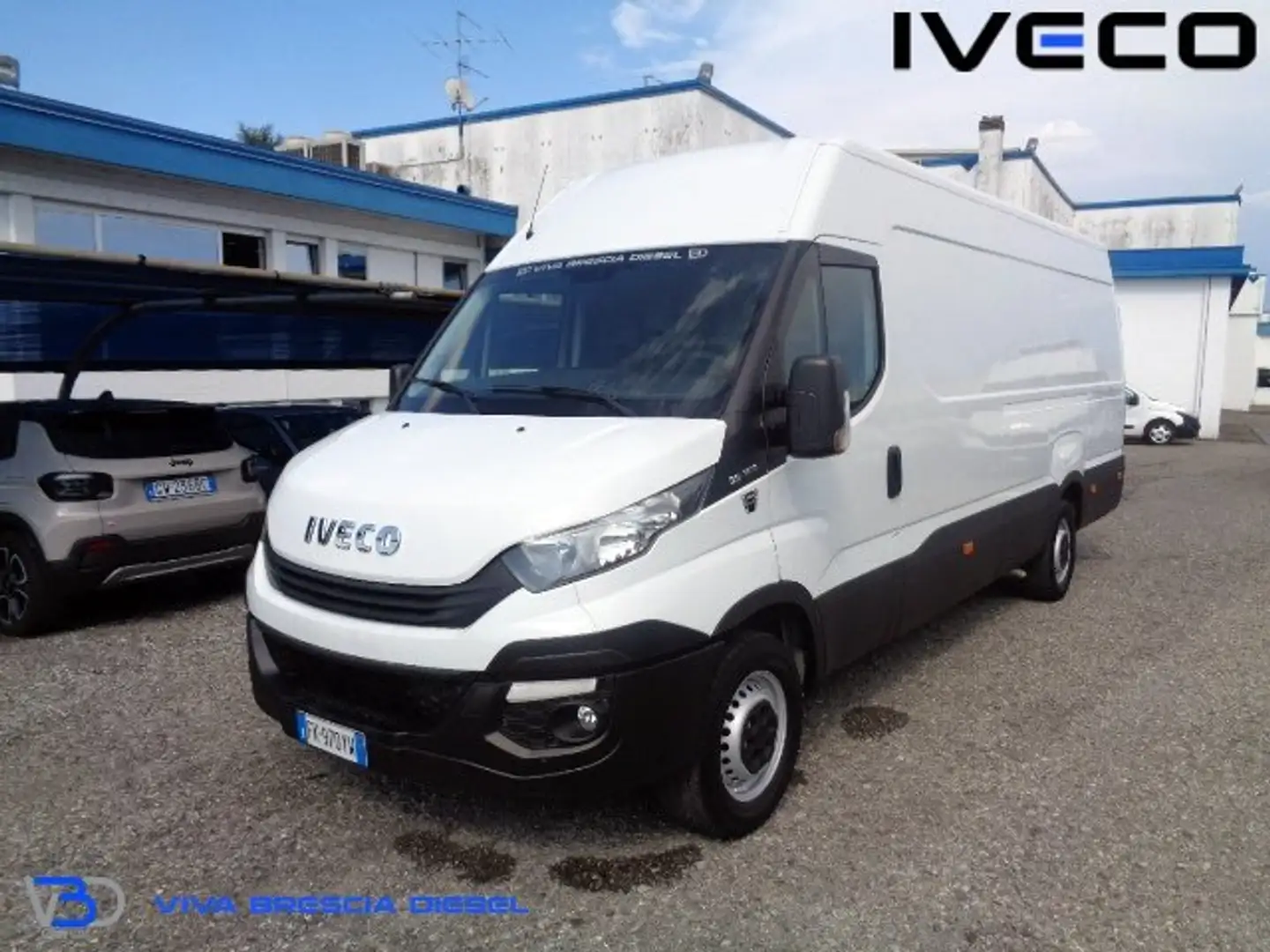 Iveco Daily 35S16 Furgone passo 4100 h2 bijela - 1